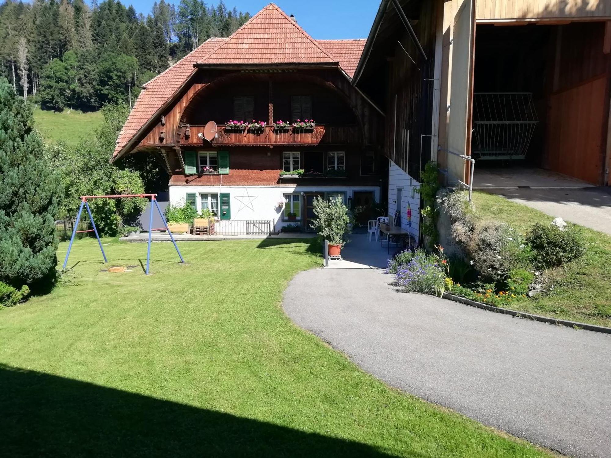 朗瑙Emmental Ferien公寓 外观 照片